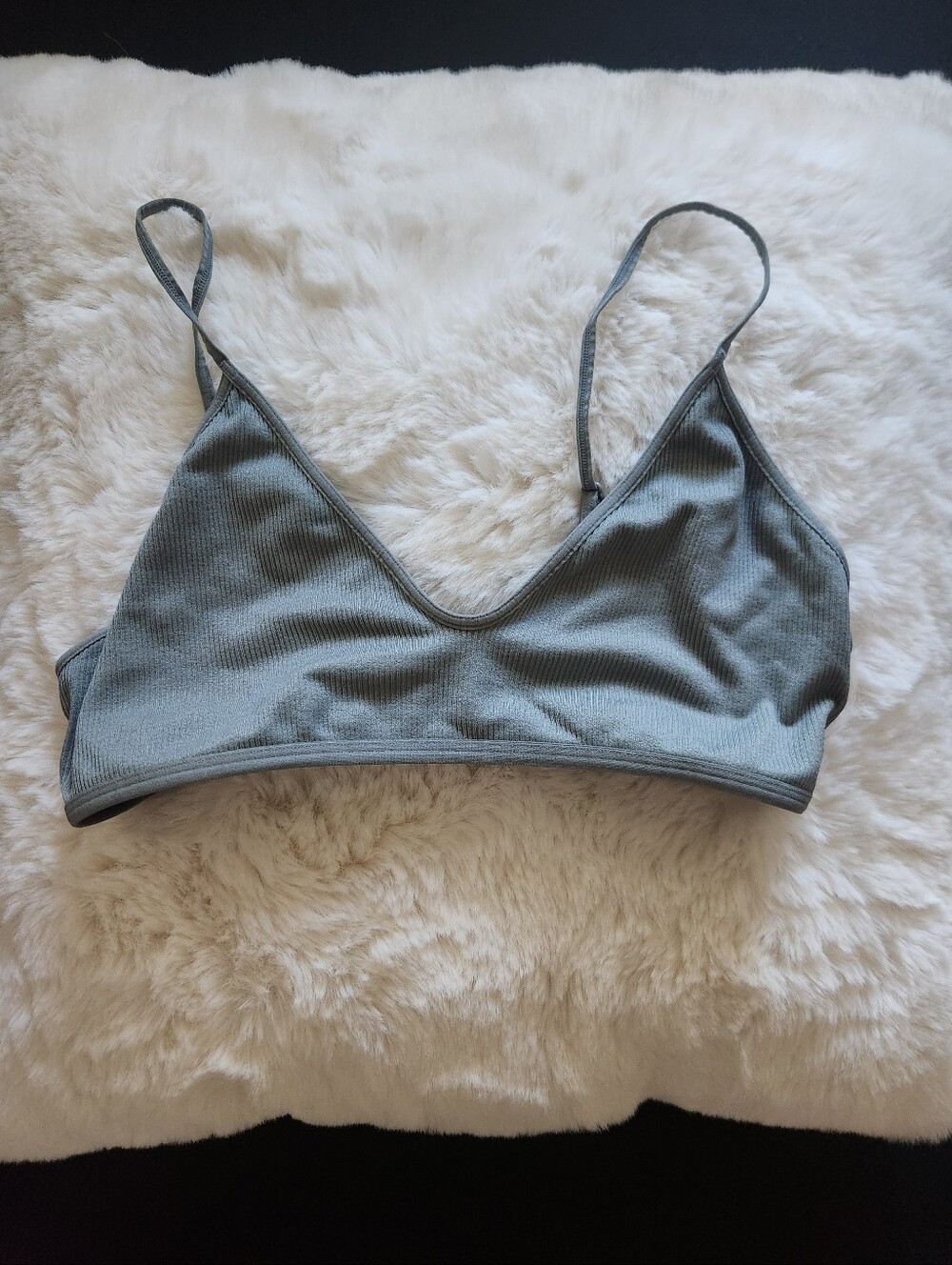 Gray spaghetti straps ribbed bralette